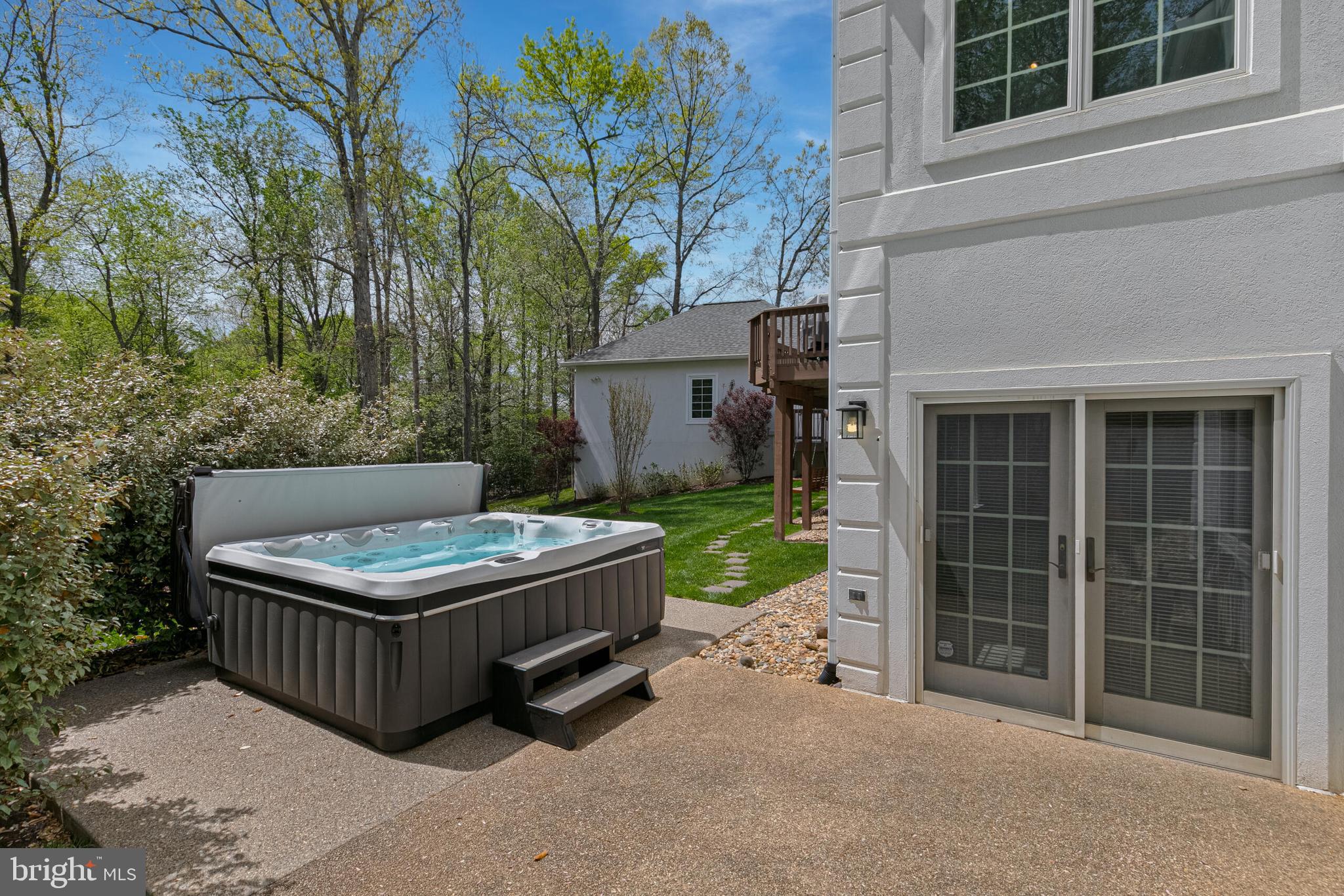 HANNAH HILLS - Residential