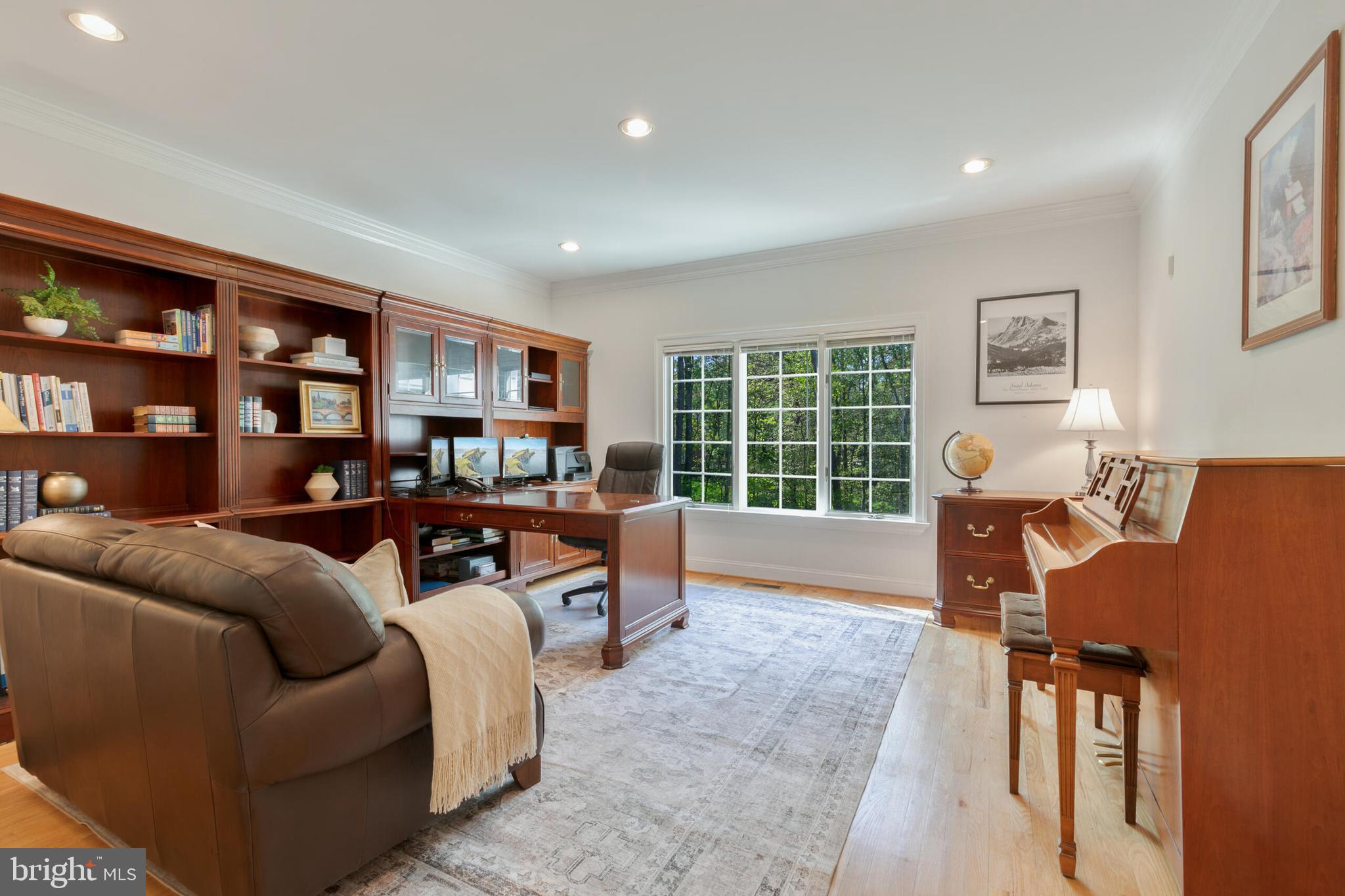 HANNAH HILLS - Residential