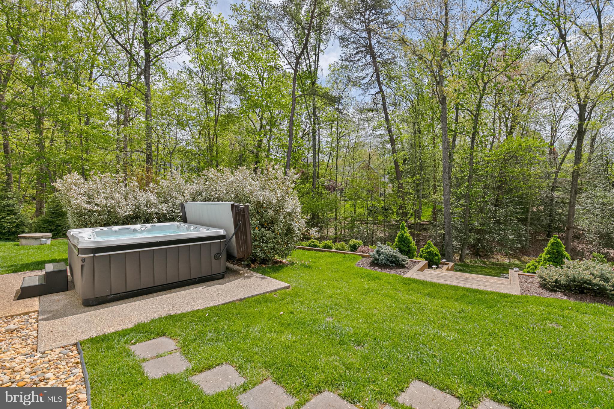 HANNAH HILLS - Residential