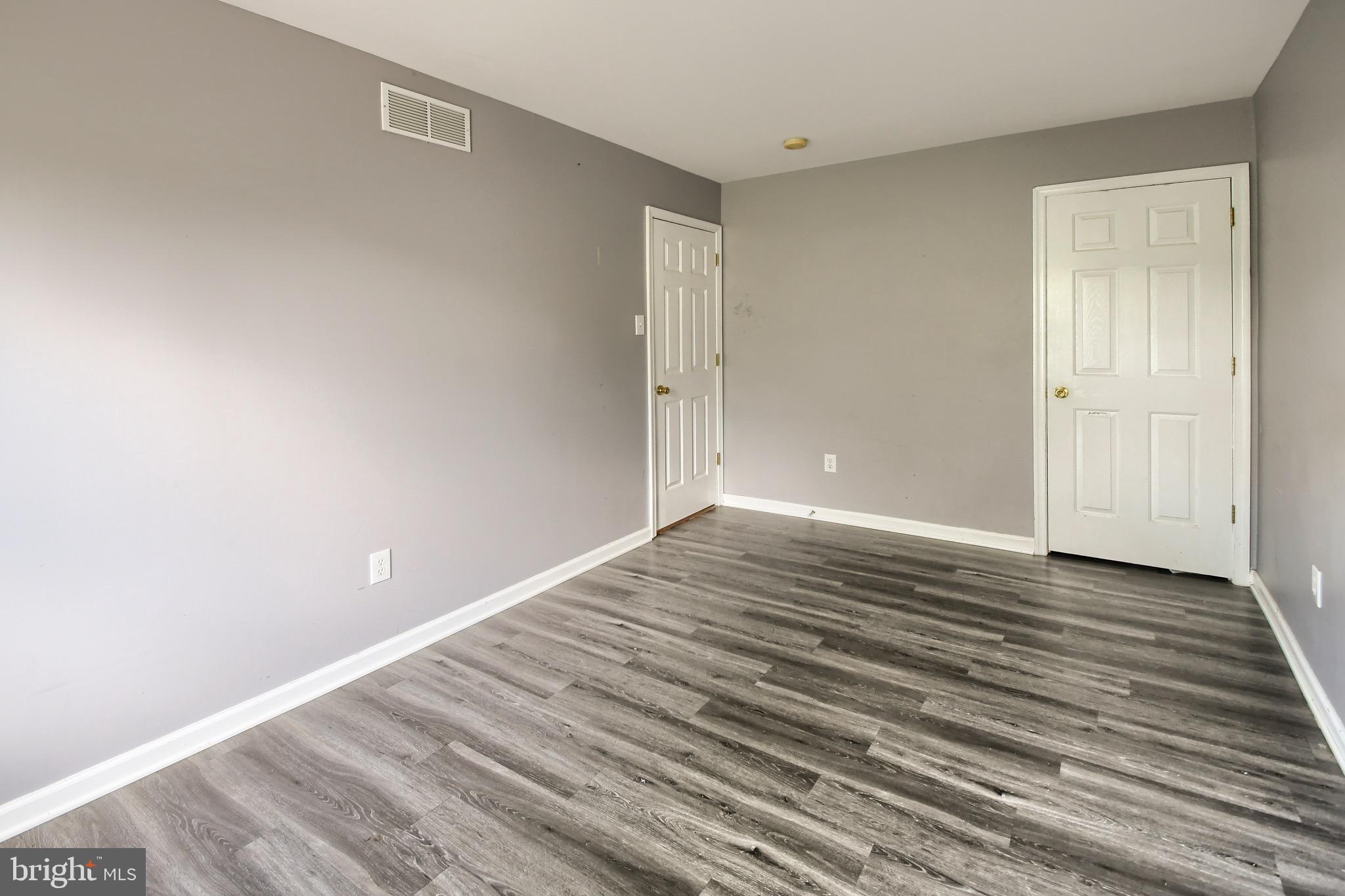 THE PINES AT PENNR - Residential