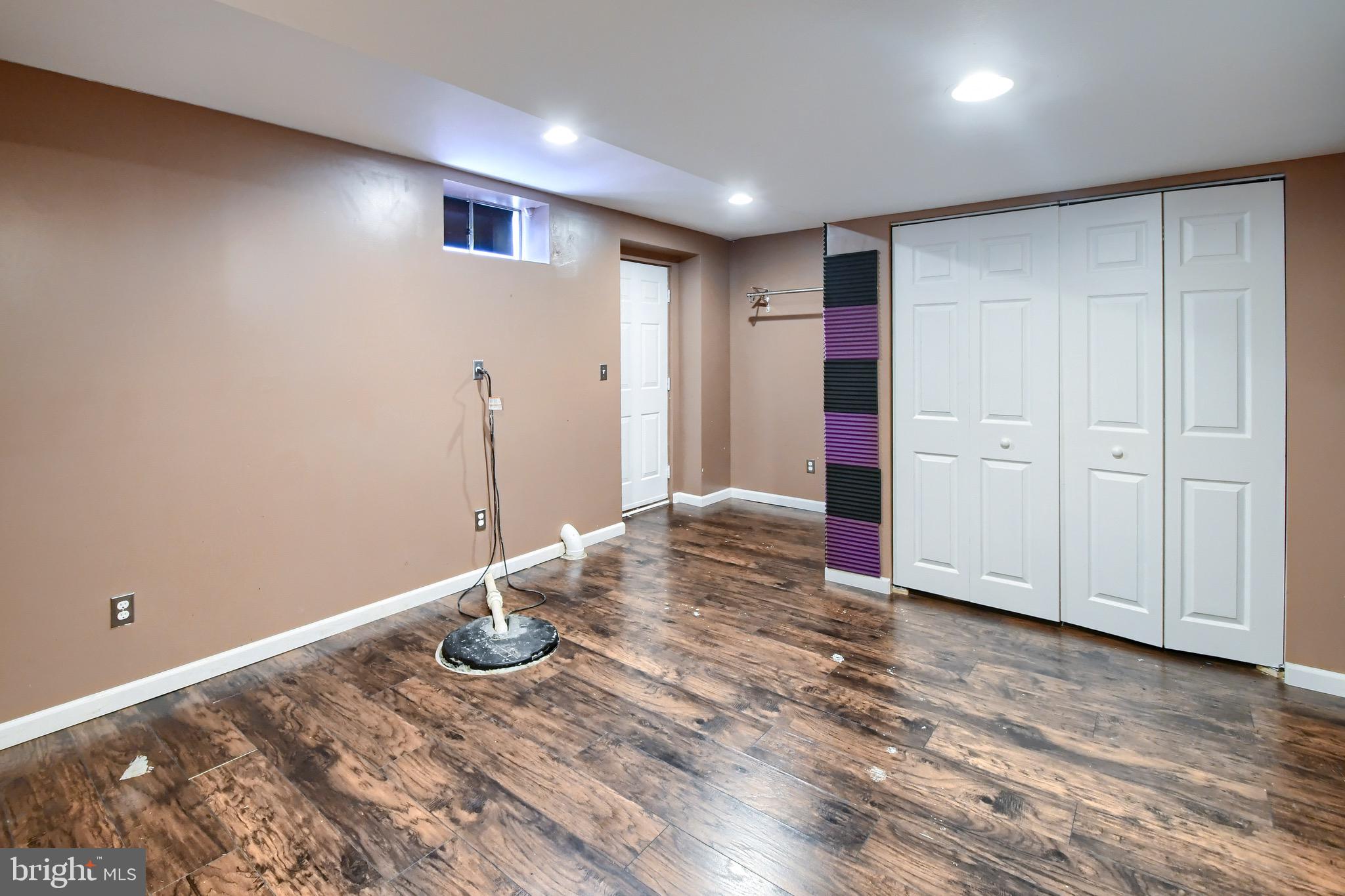 THE PINES AT PENNR - Residential