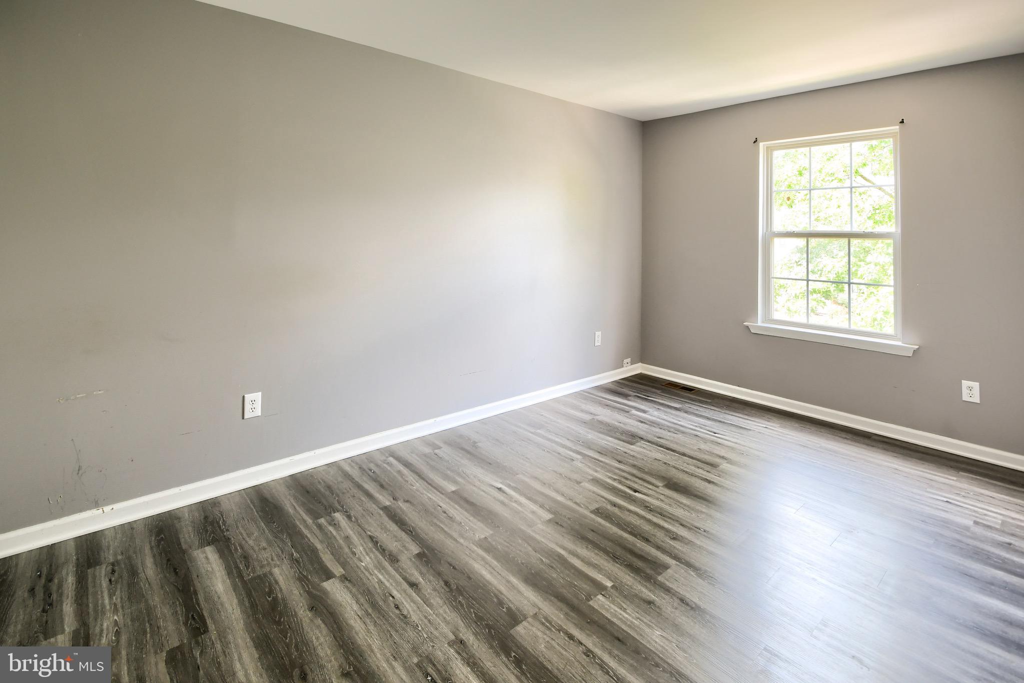 THE PINES AT PENNR - Residential