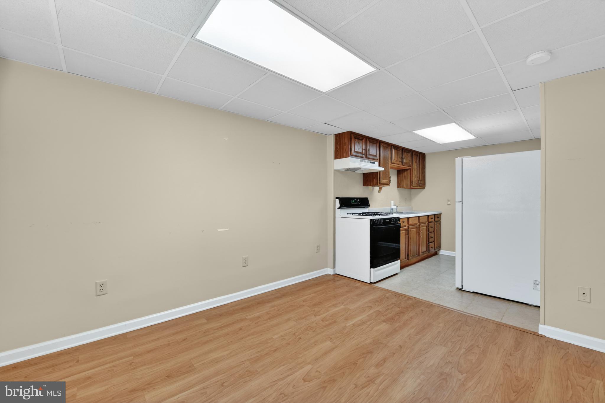 CORNWALL TERRACE - Residential