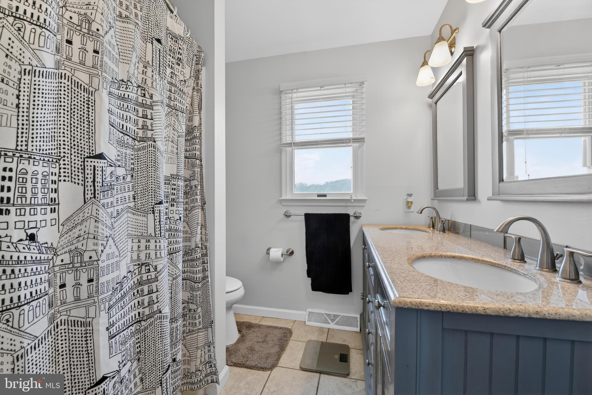 CORNWALL TERRACE - Residential