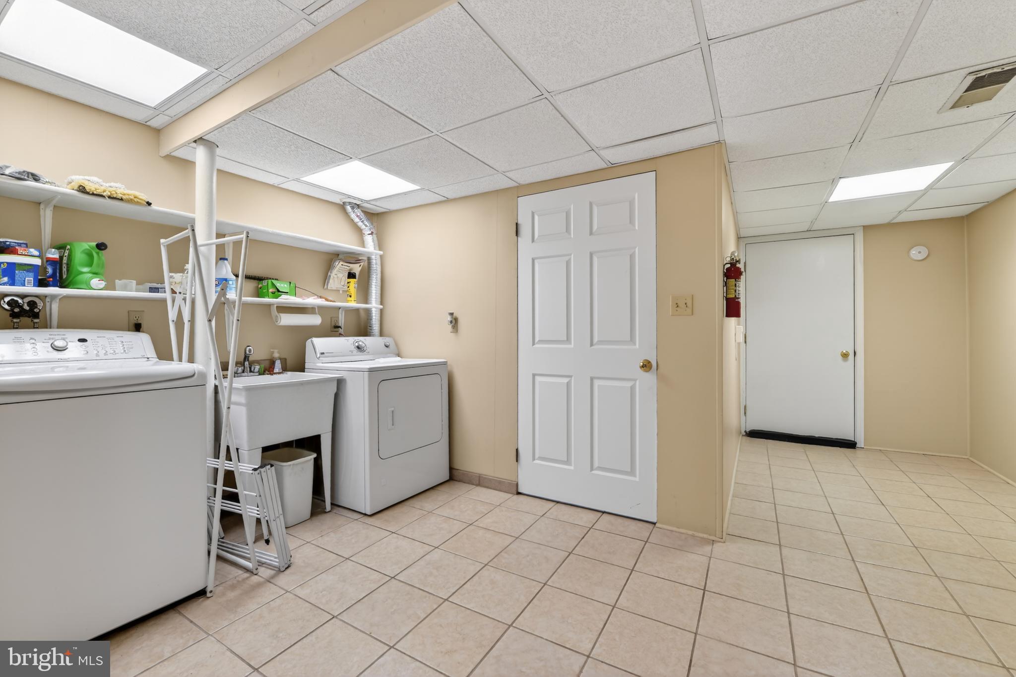 CORNWALL TERRACE - Residential