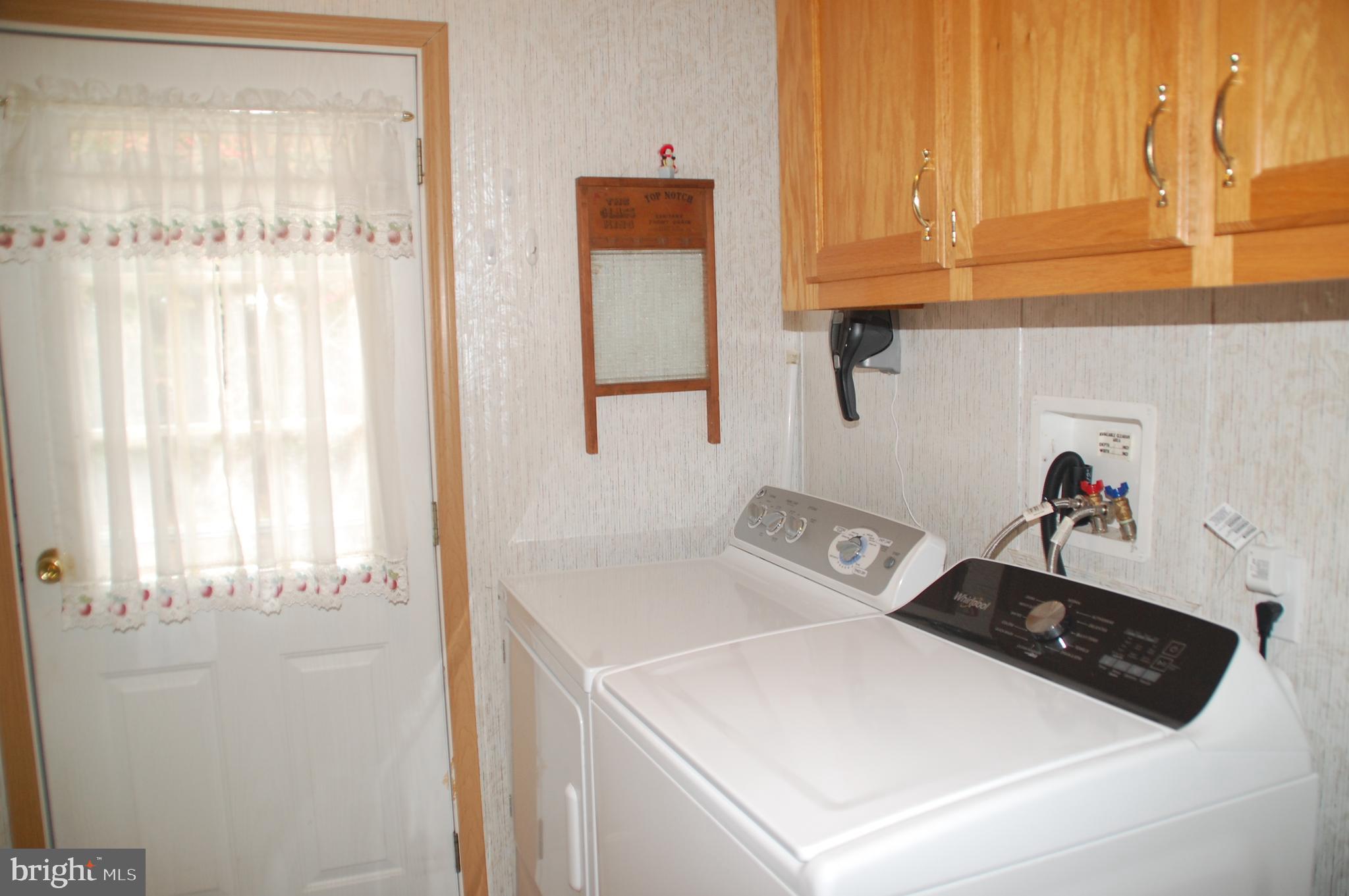 HIDDEN SPRINGS - Residential