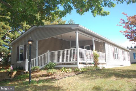 447 MANOR HOUSE LANE SOUDERTON PA 18964