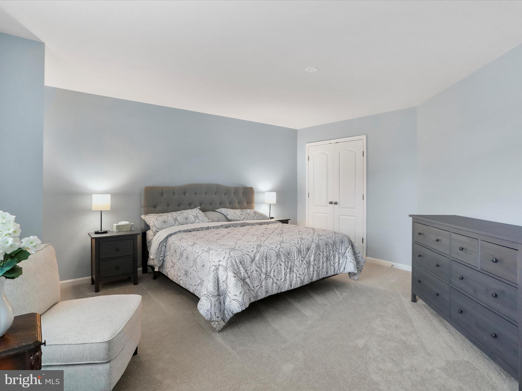 MARTINSBURG STATION - Residential