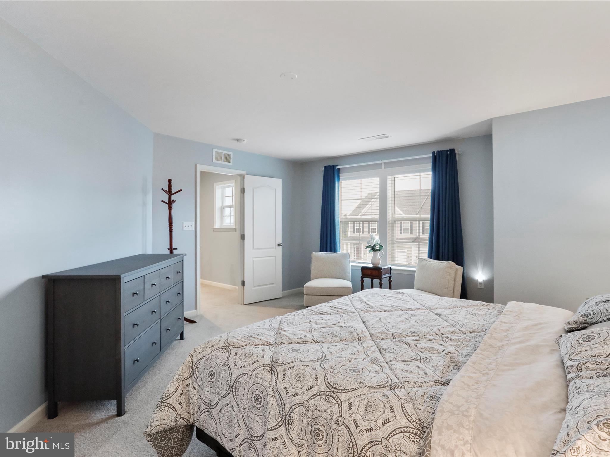 MARTINSBURG STATION - Residential