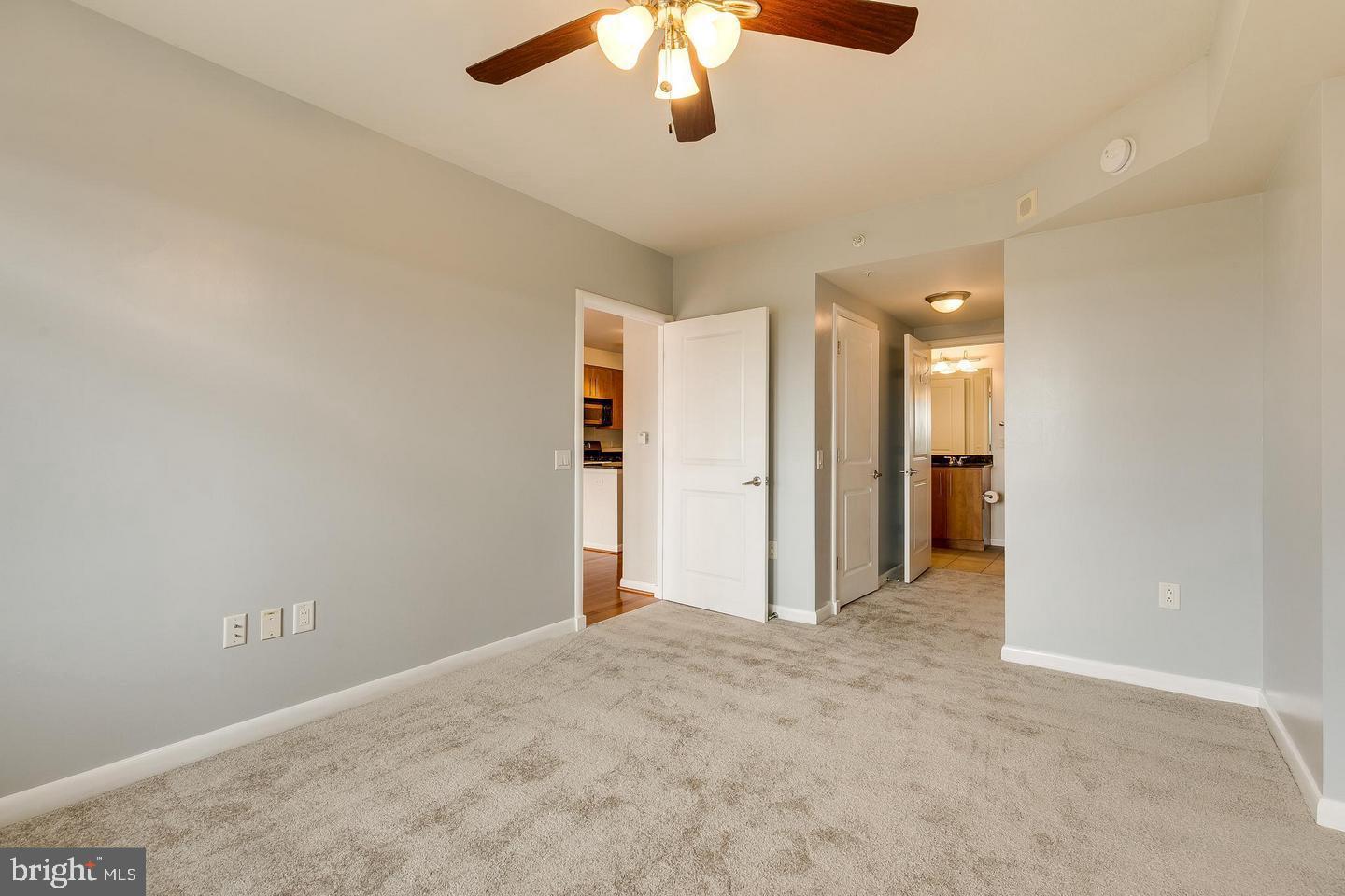 CLARENDON 1021 - Residential Lease