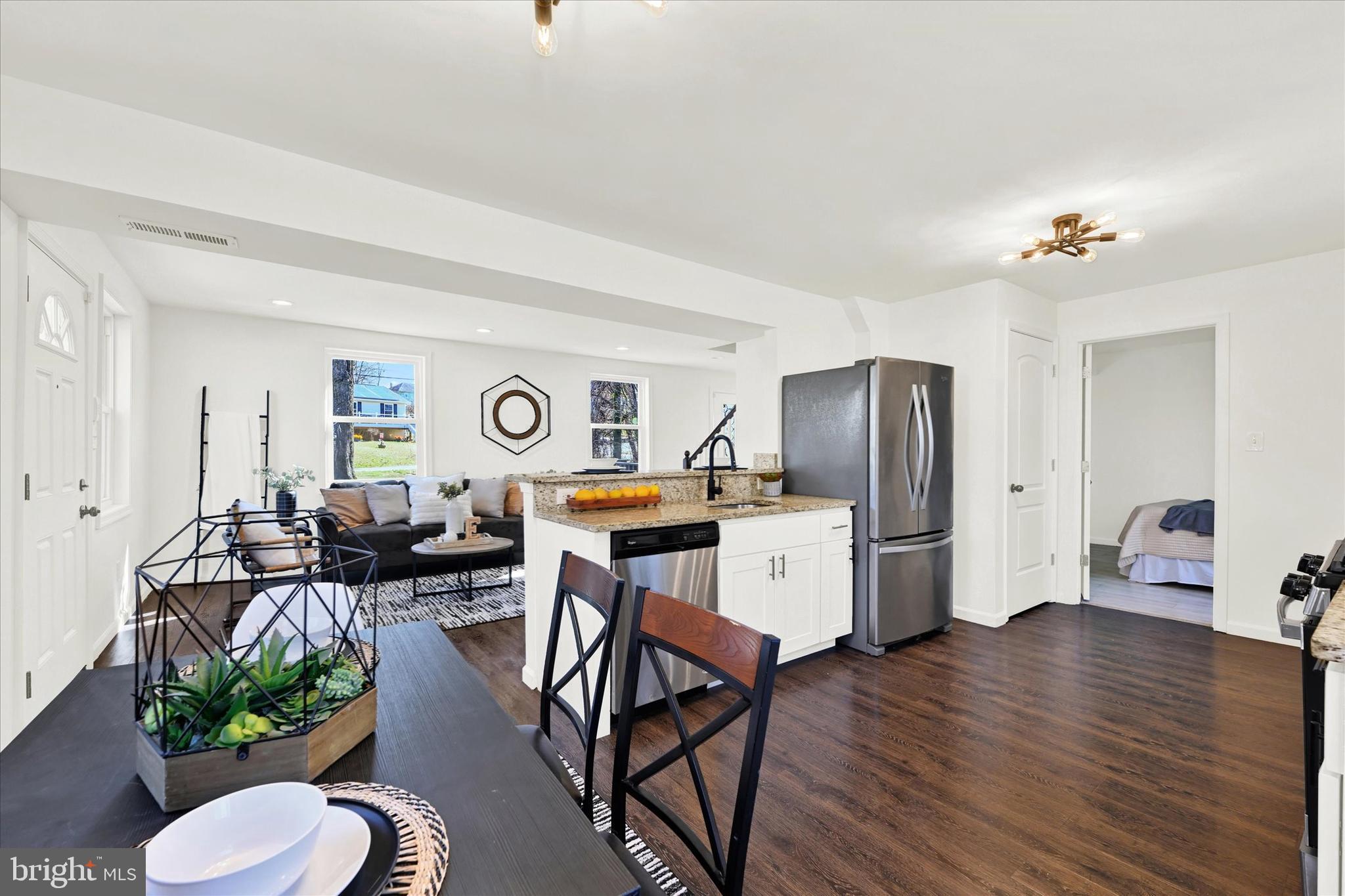 SUMMIT FARMS - Residential