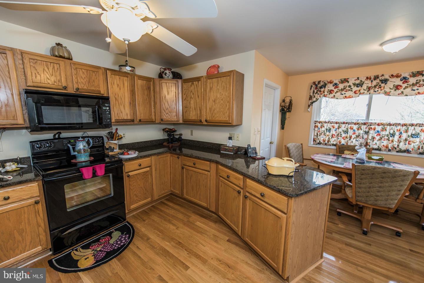 THE WOODS - Residential