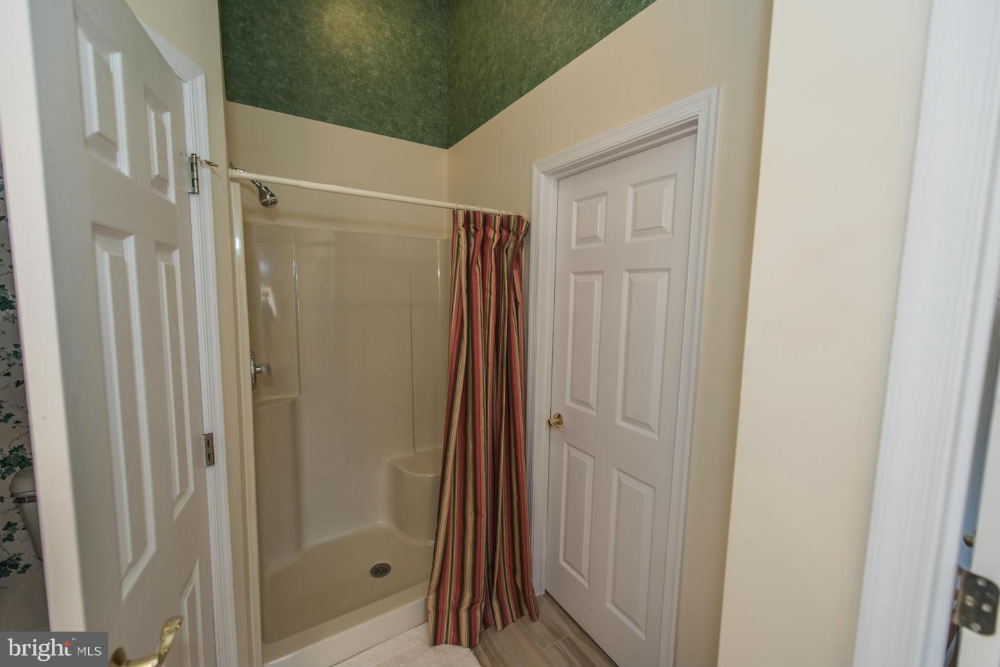 THE WOODS - Residential