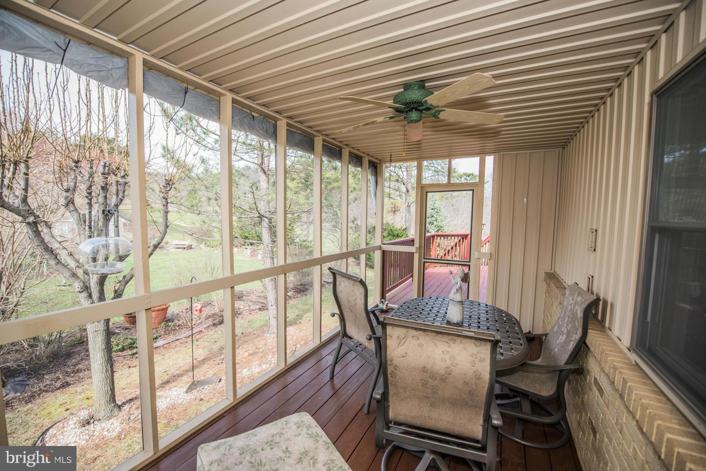 THE WOODS - Residential