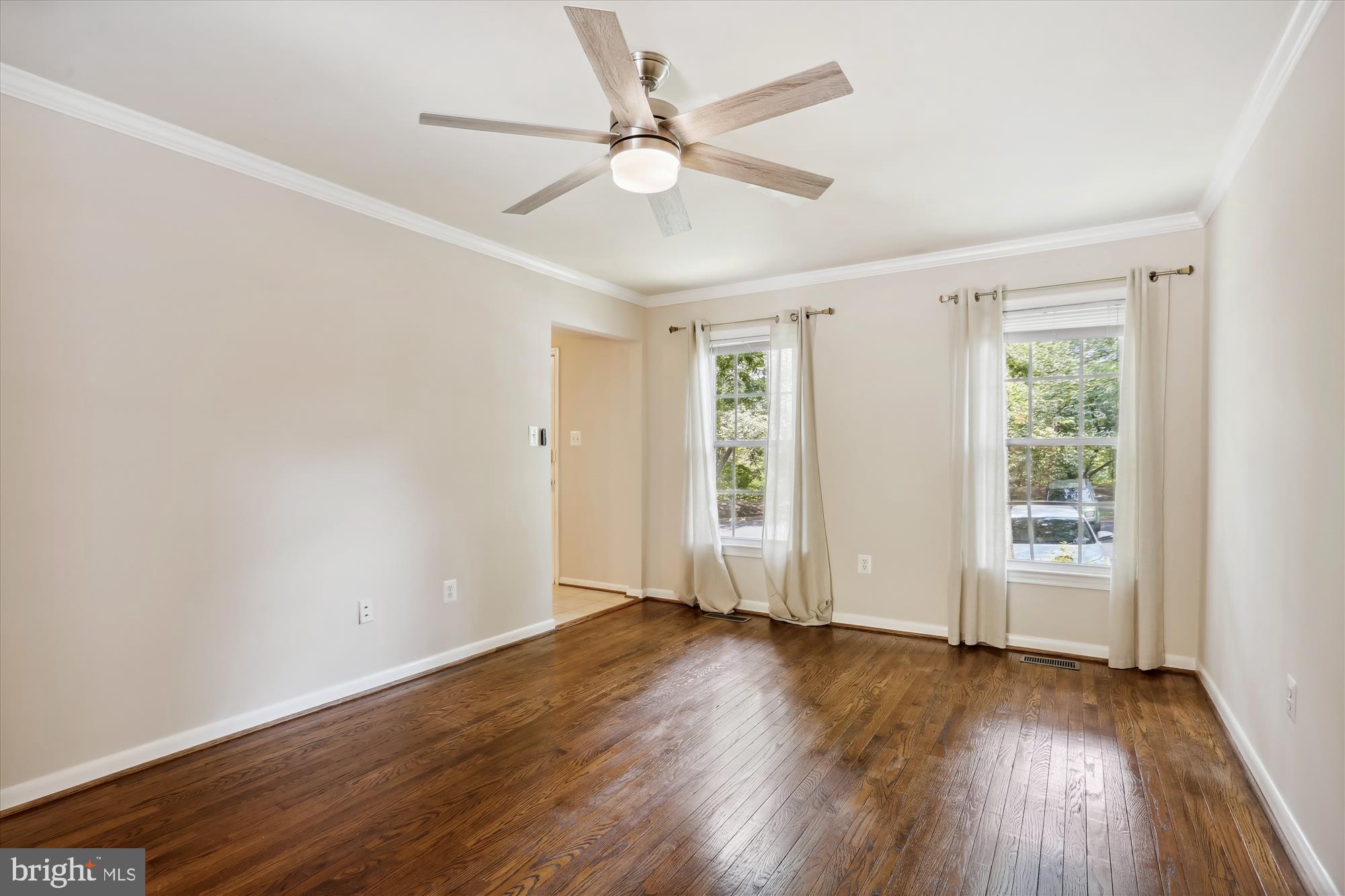 RESTON - Residential Lease