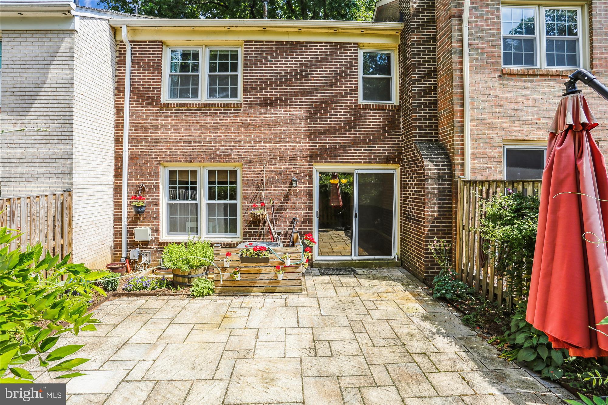 RESTON - Residential Lease