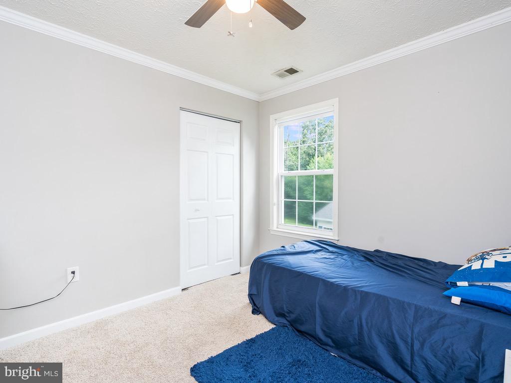 LAKE CAROLINE - Residential