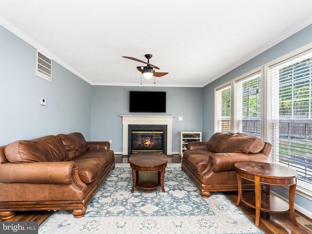 LAKE CAROLINE - Residential