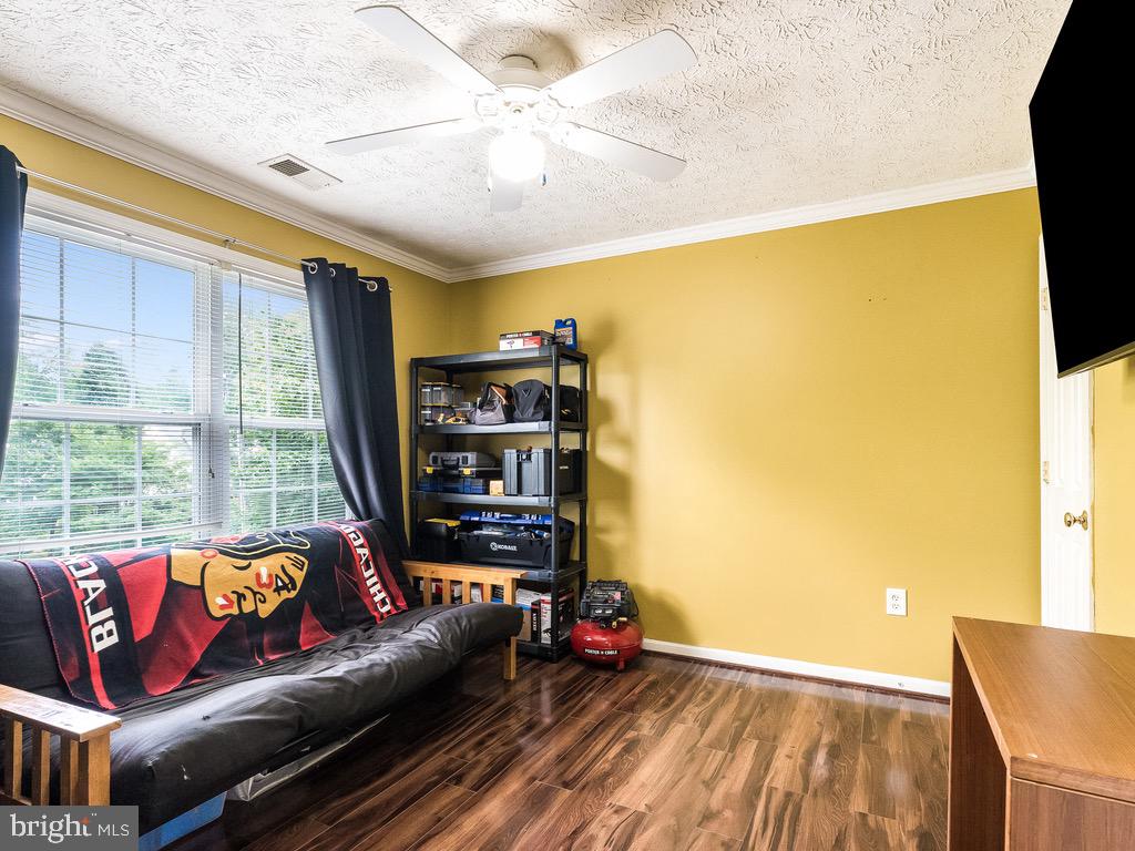 LAKE CAROLINE - Residential