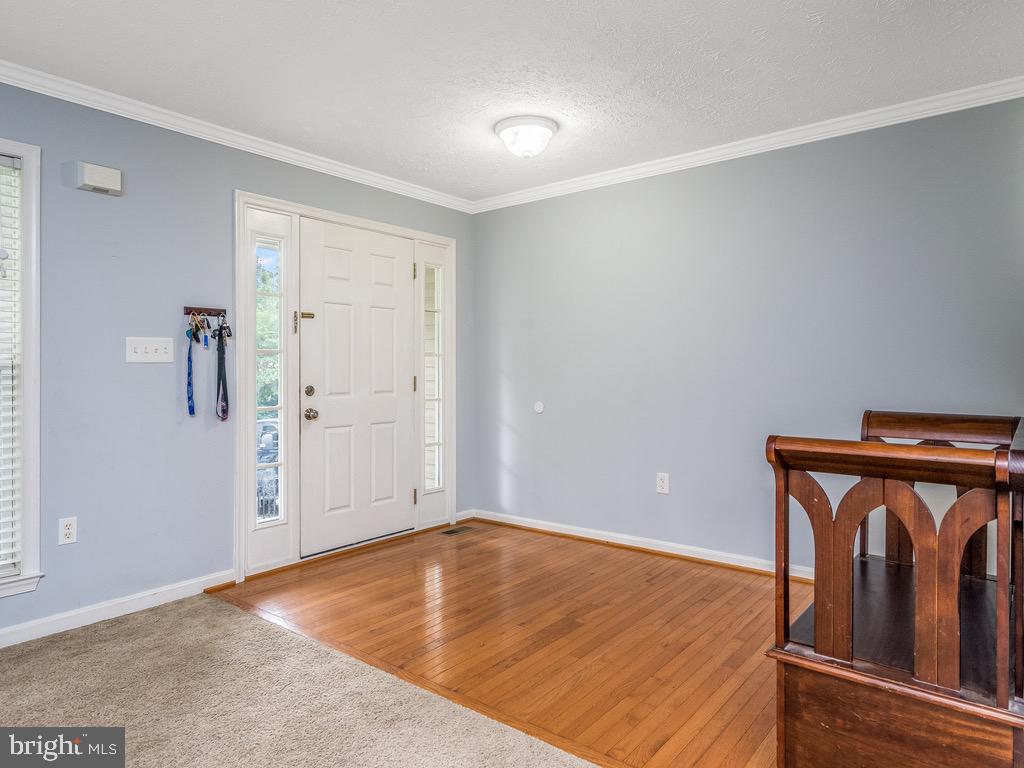 LAKE CAROLINE - Residential