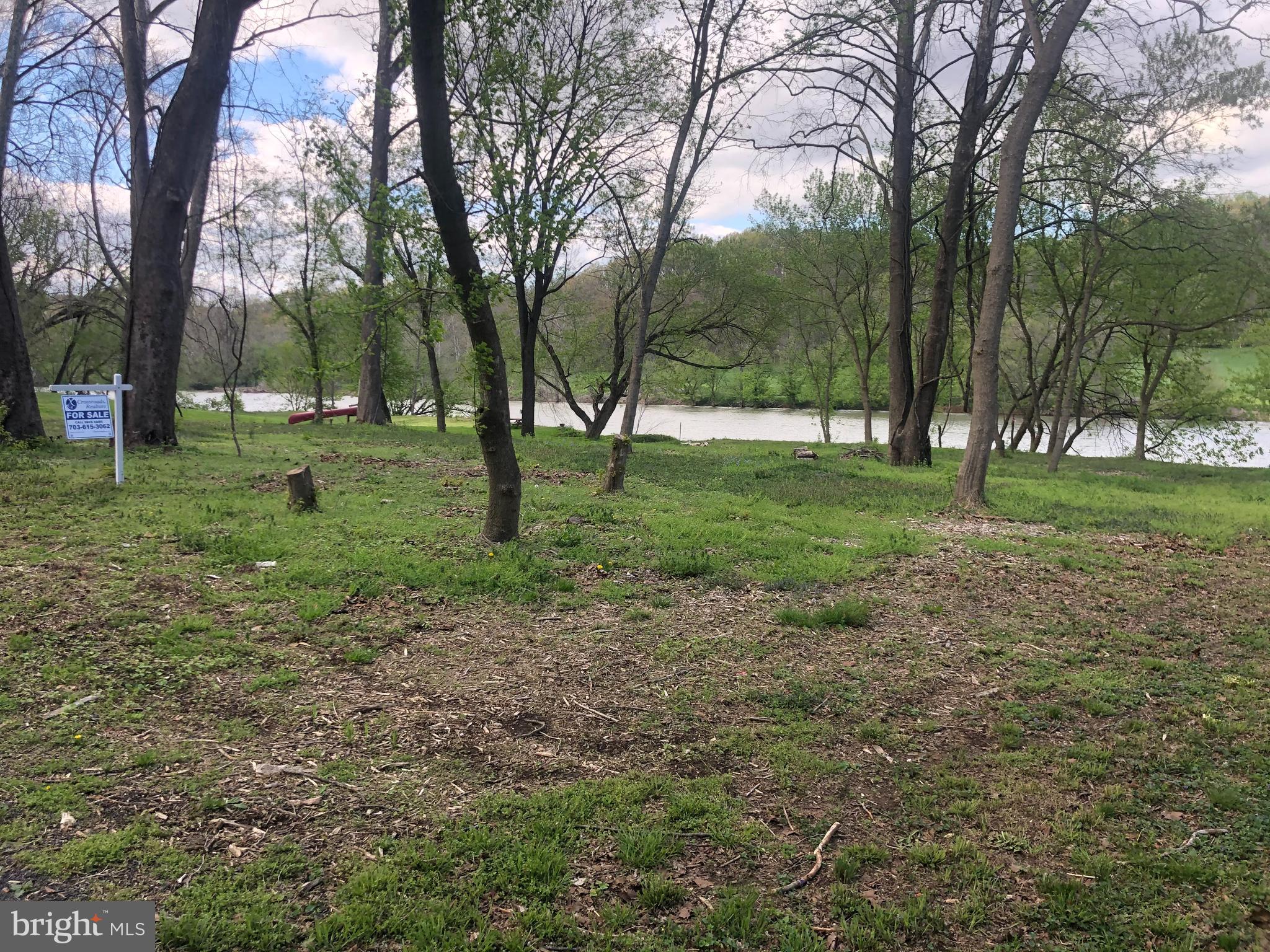 SHENANDOAH  SHORES - Land