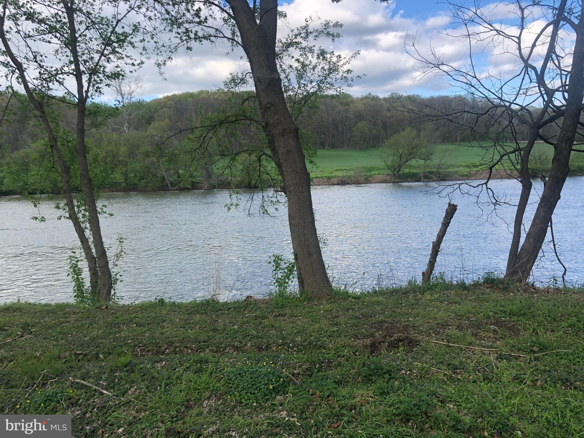 SHENANDOAH  SHORES - Land