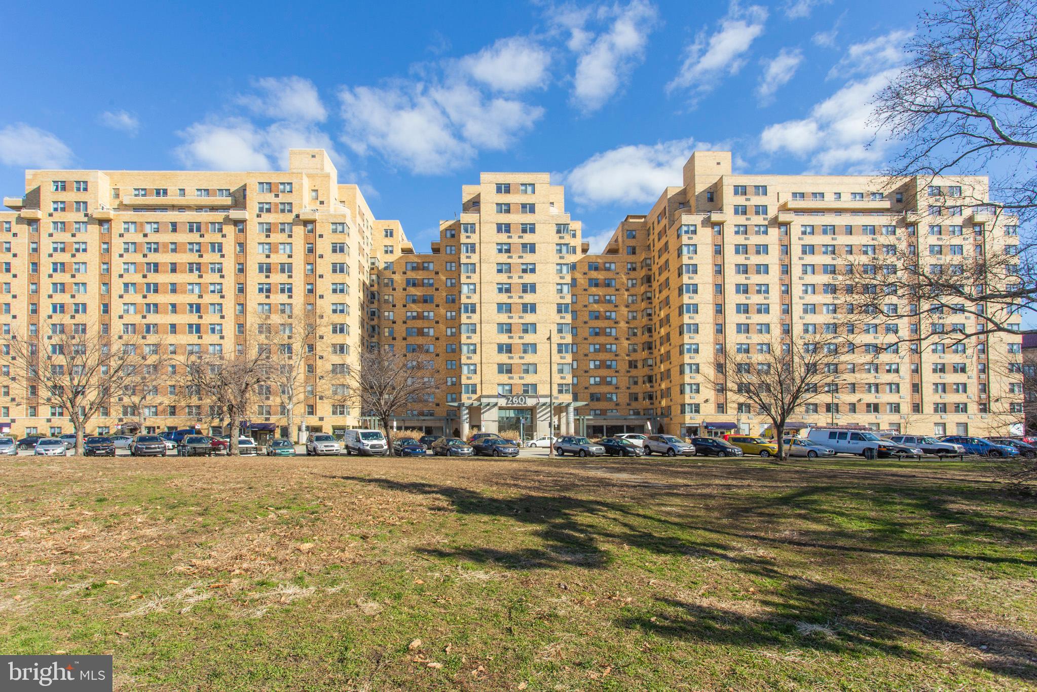 ART MUSEUM AREA - Residential Lease