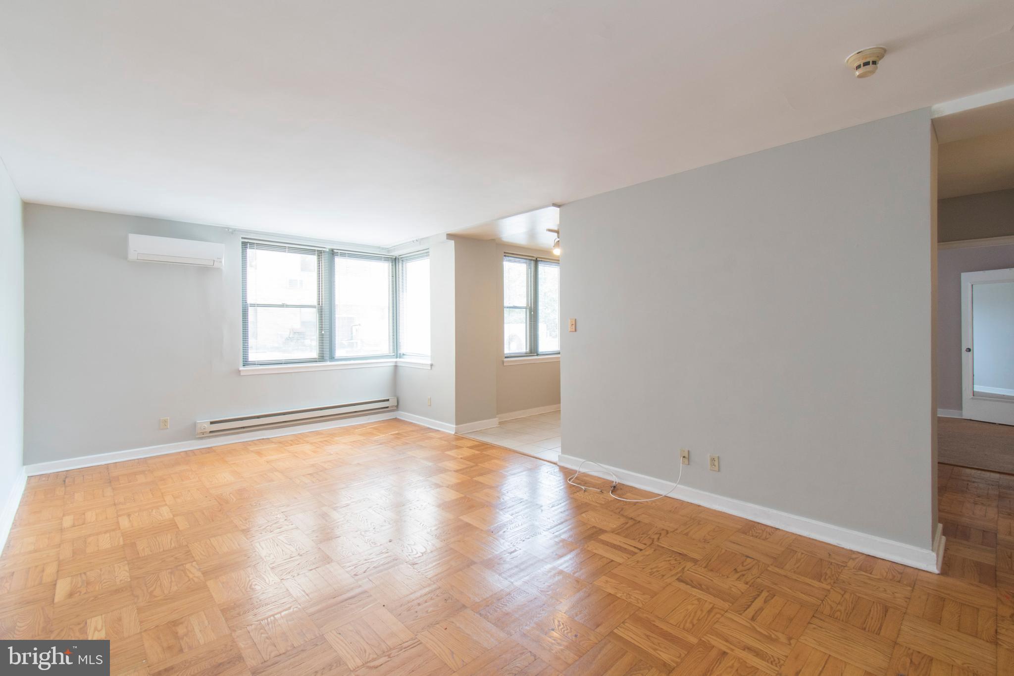 ART MUSEUM AREA - Residential Lease