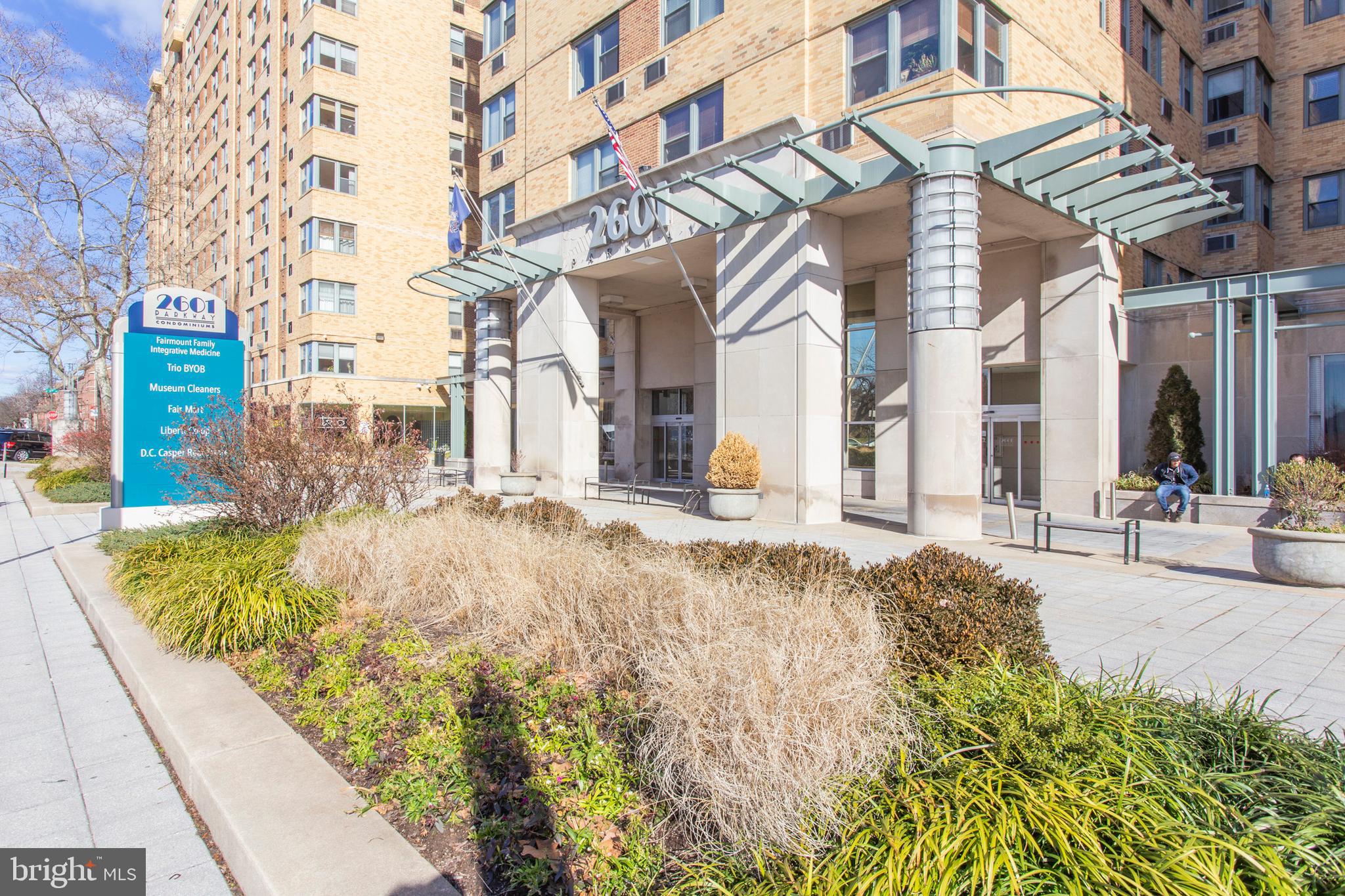 ART MUSEUM AREA - Residential Lease