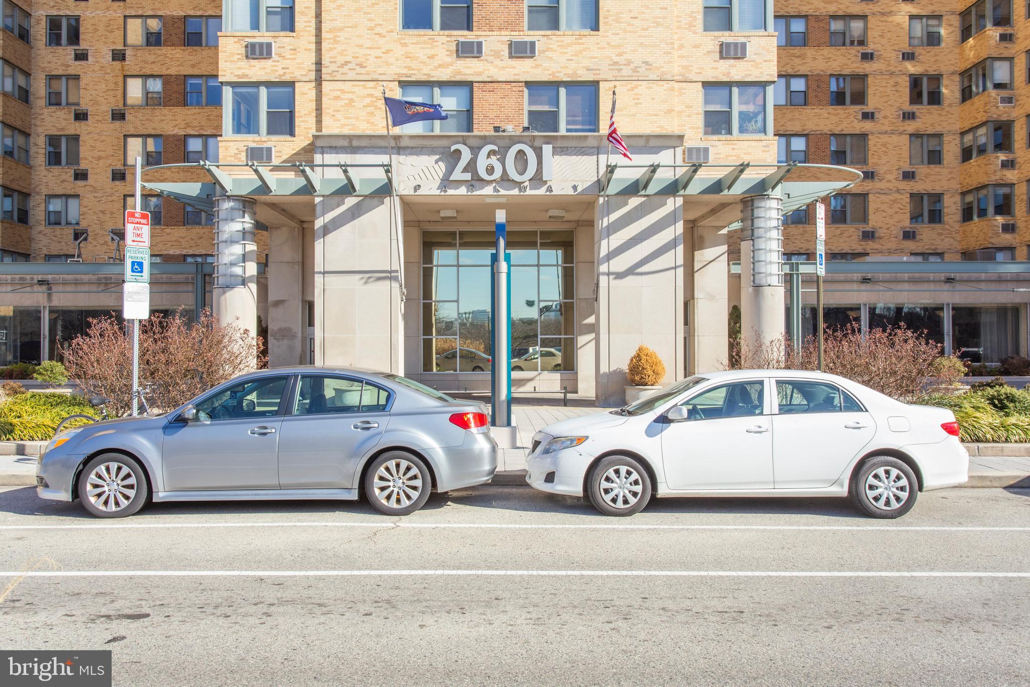 ART MUSEUM AREA - Residential Lease