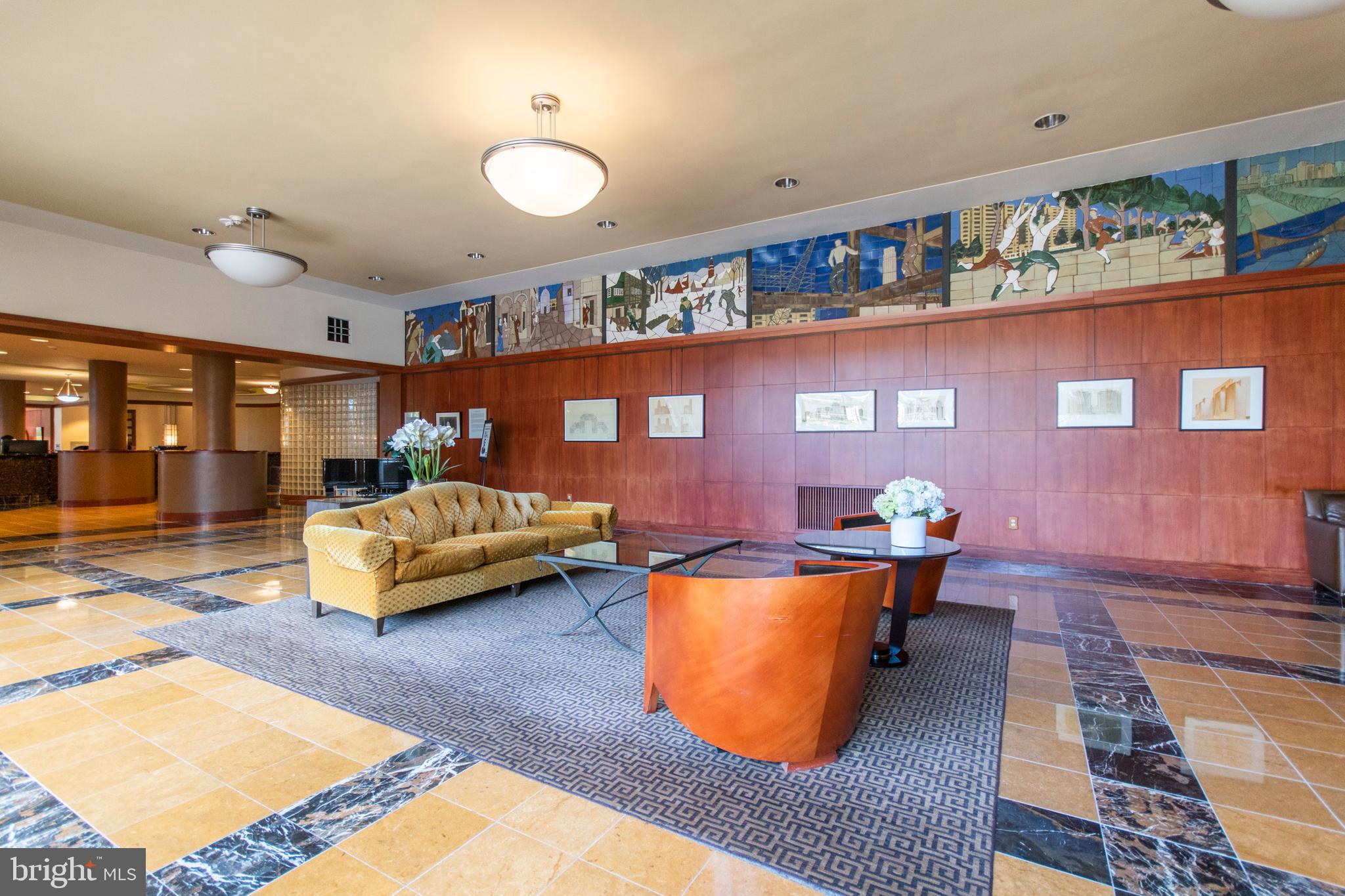 ART MUSEUM AREA - Residential Lease