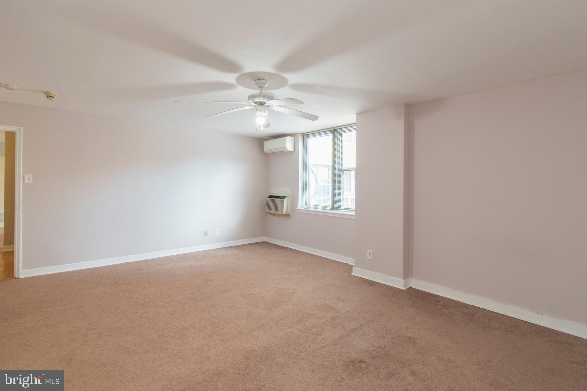 ART MUSEUM AREA - Residential Lease