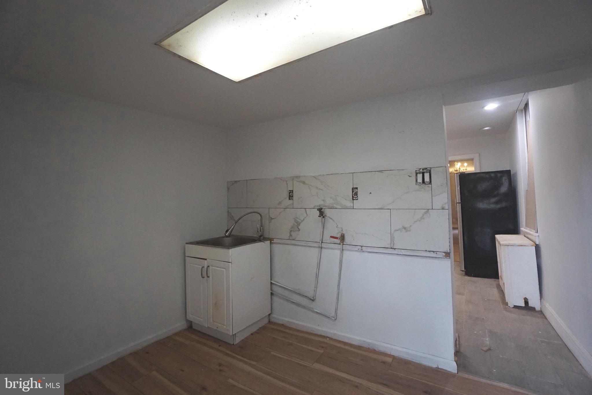 KENSINGTON - Residential