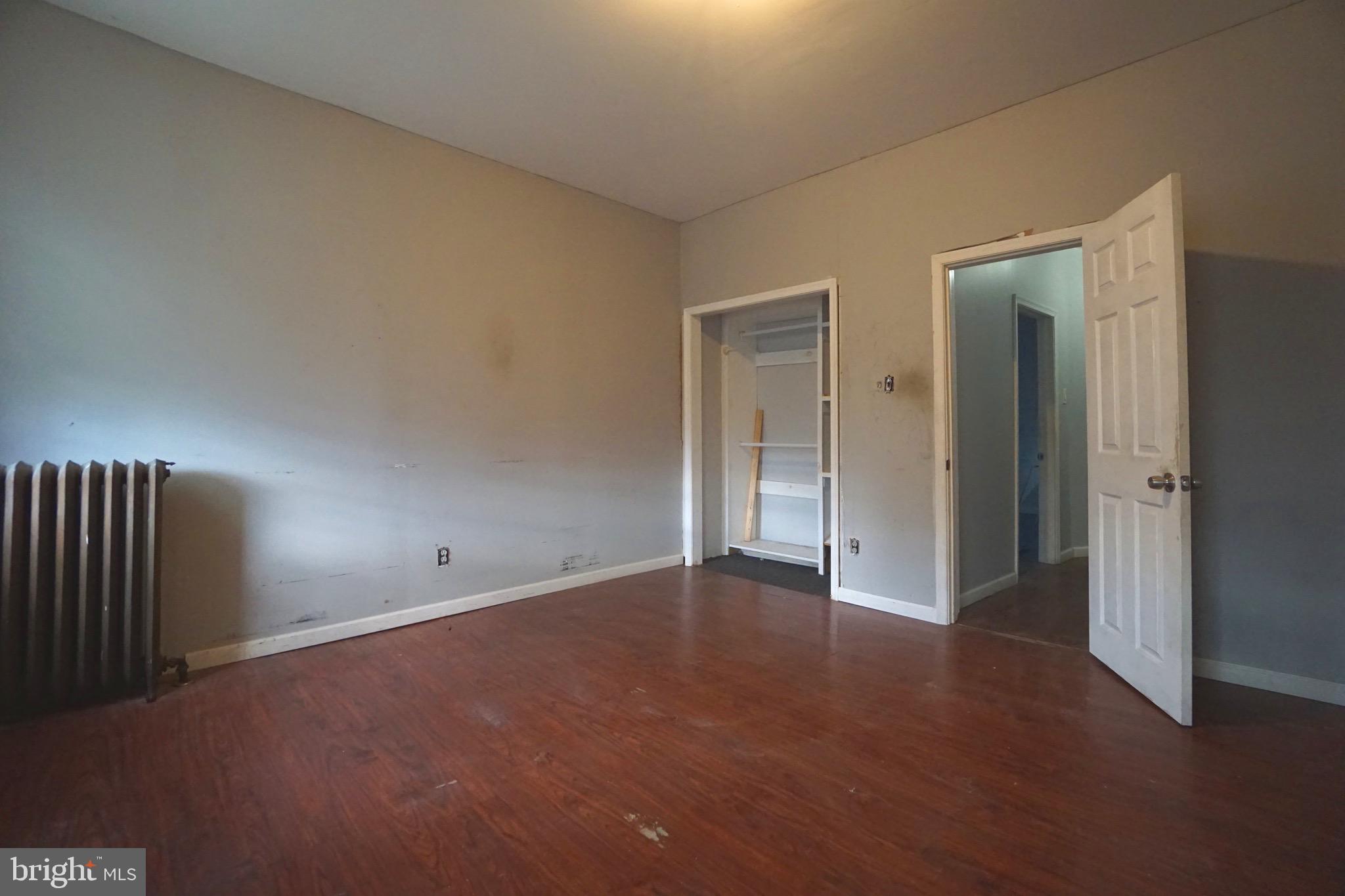 KENSINGTON - Residential