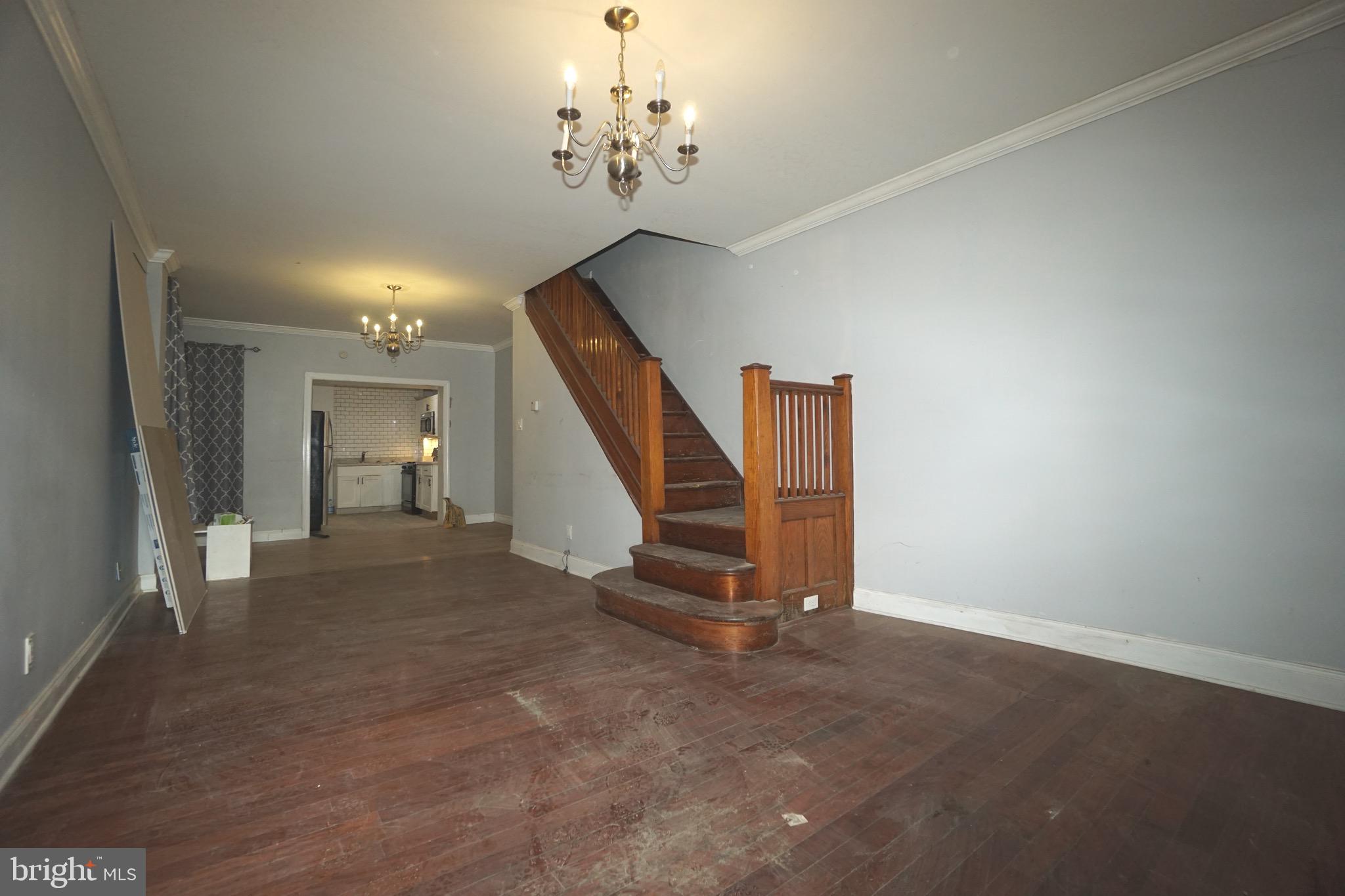 KENSINGTON - Residential