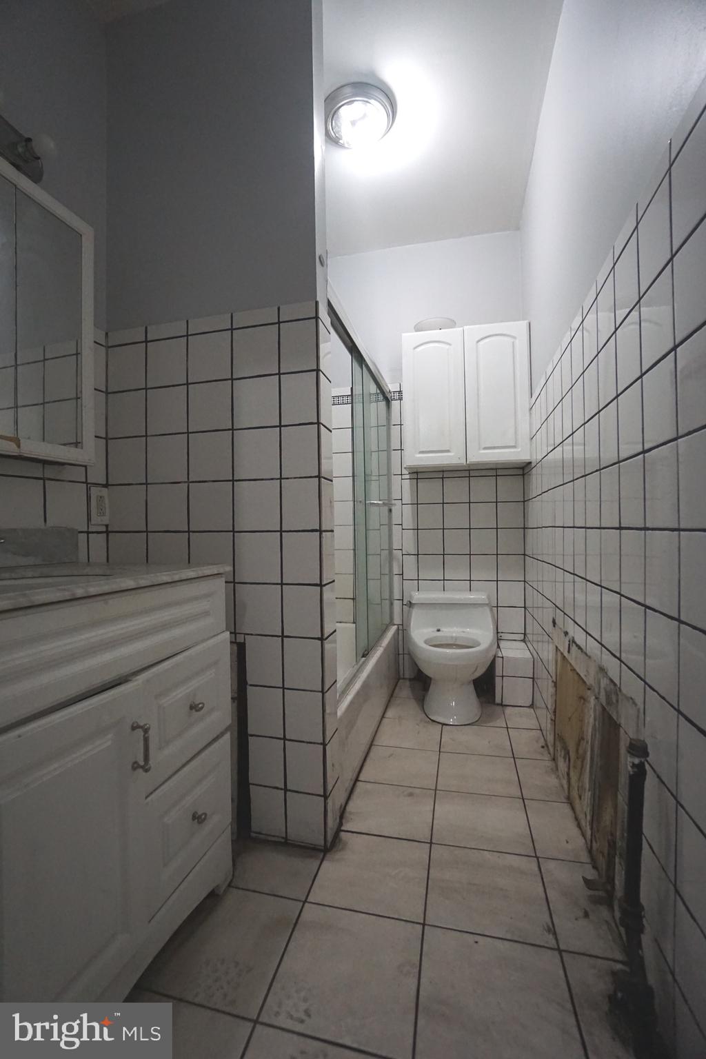 KENSINGTON - Residential