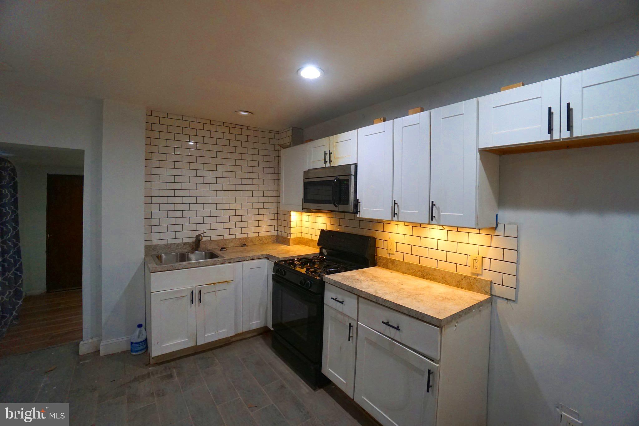 KENSINGTON - Residential