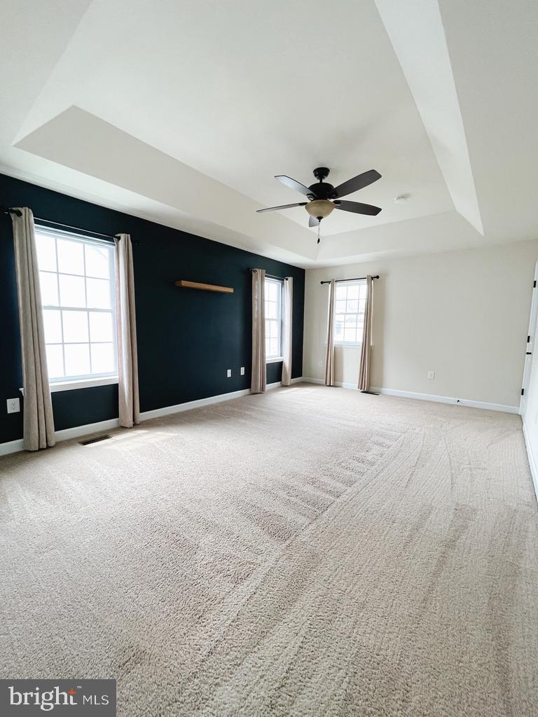 VIEW POINT PARK - Residential Lease