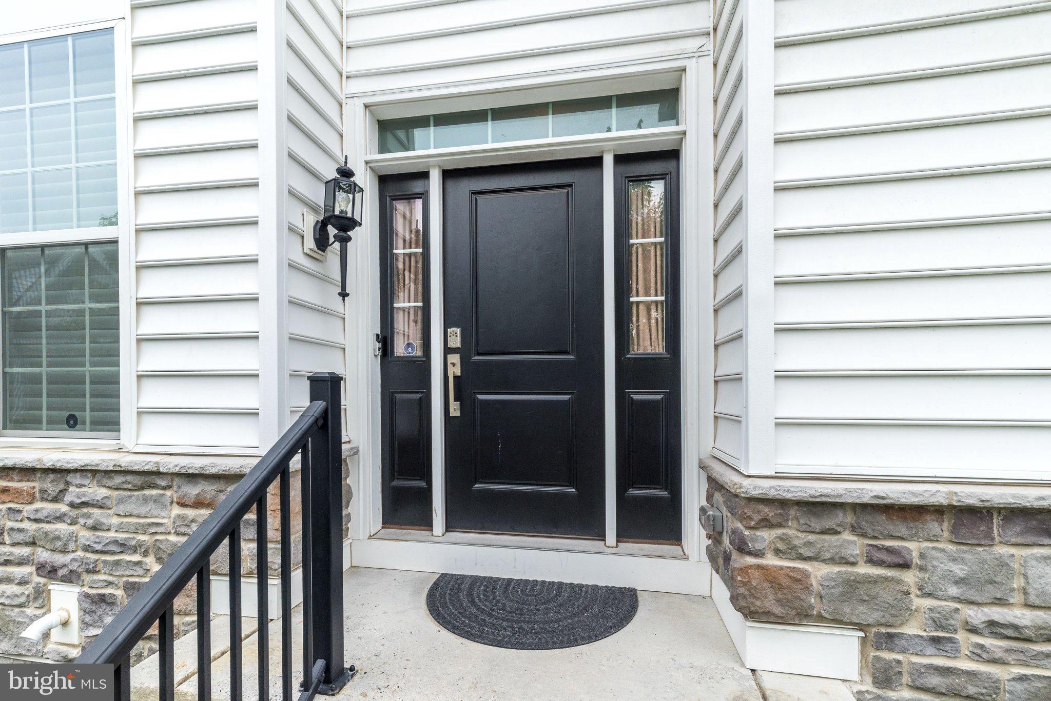 1721 LOCUST DRIVE