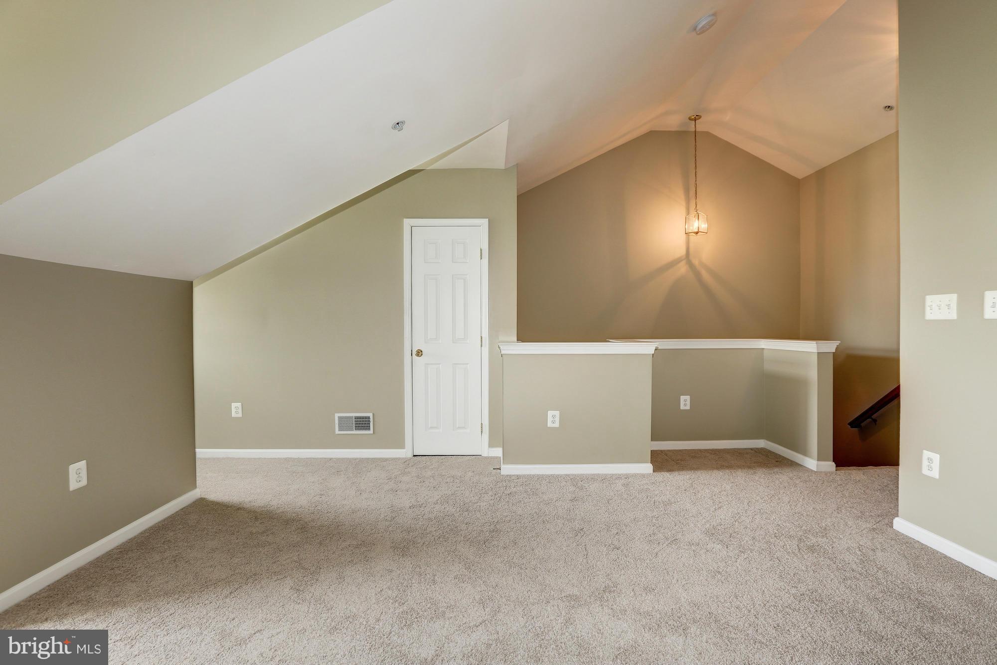 CAMERON STATION - Residential