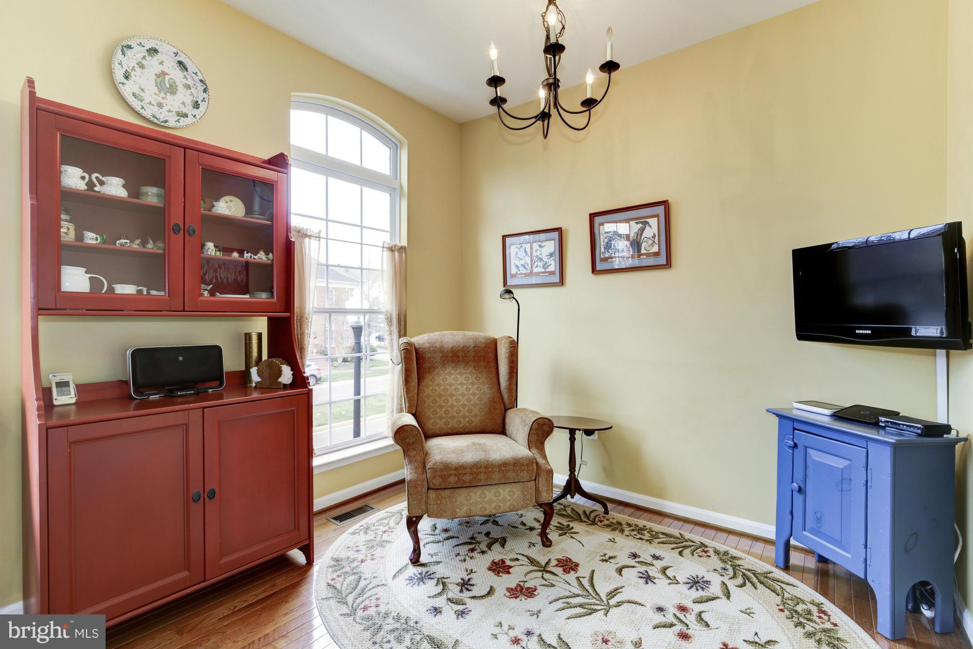 CAMERON STATION - Residential