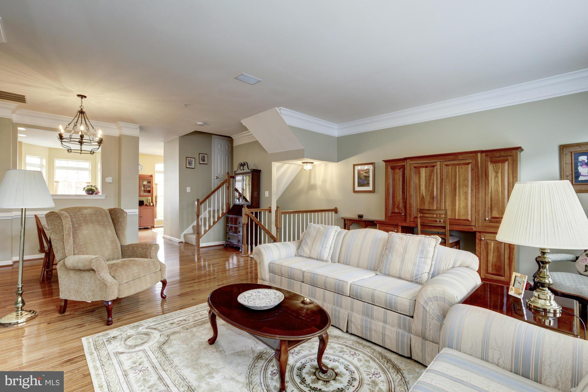 CAMERON STATION - Residential