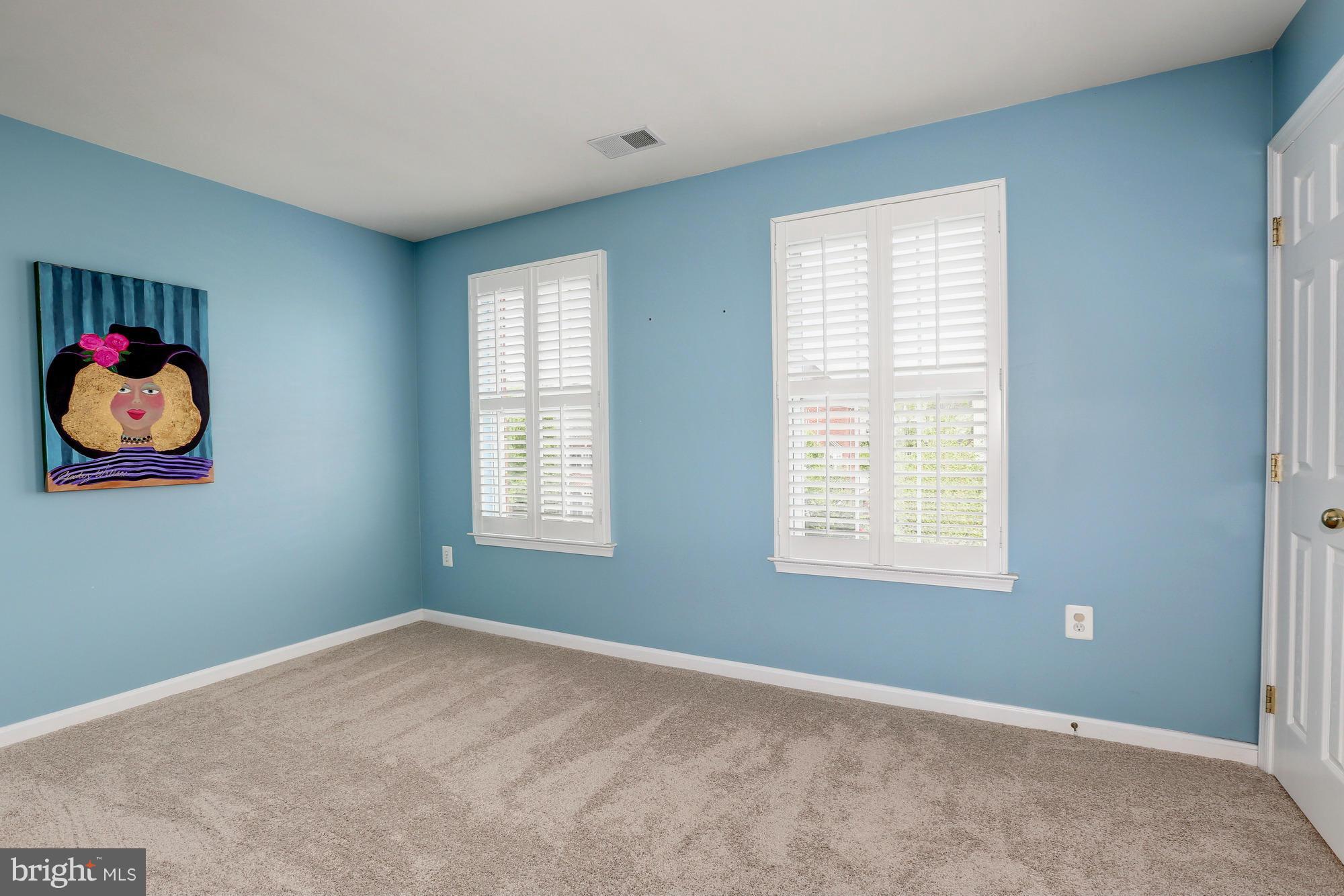 CAMERON STATION - Residential