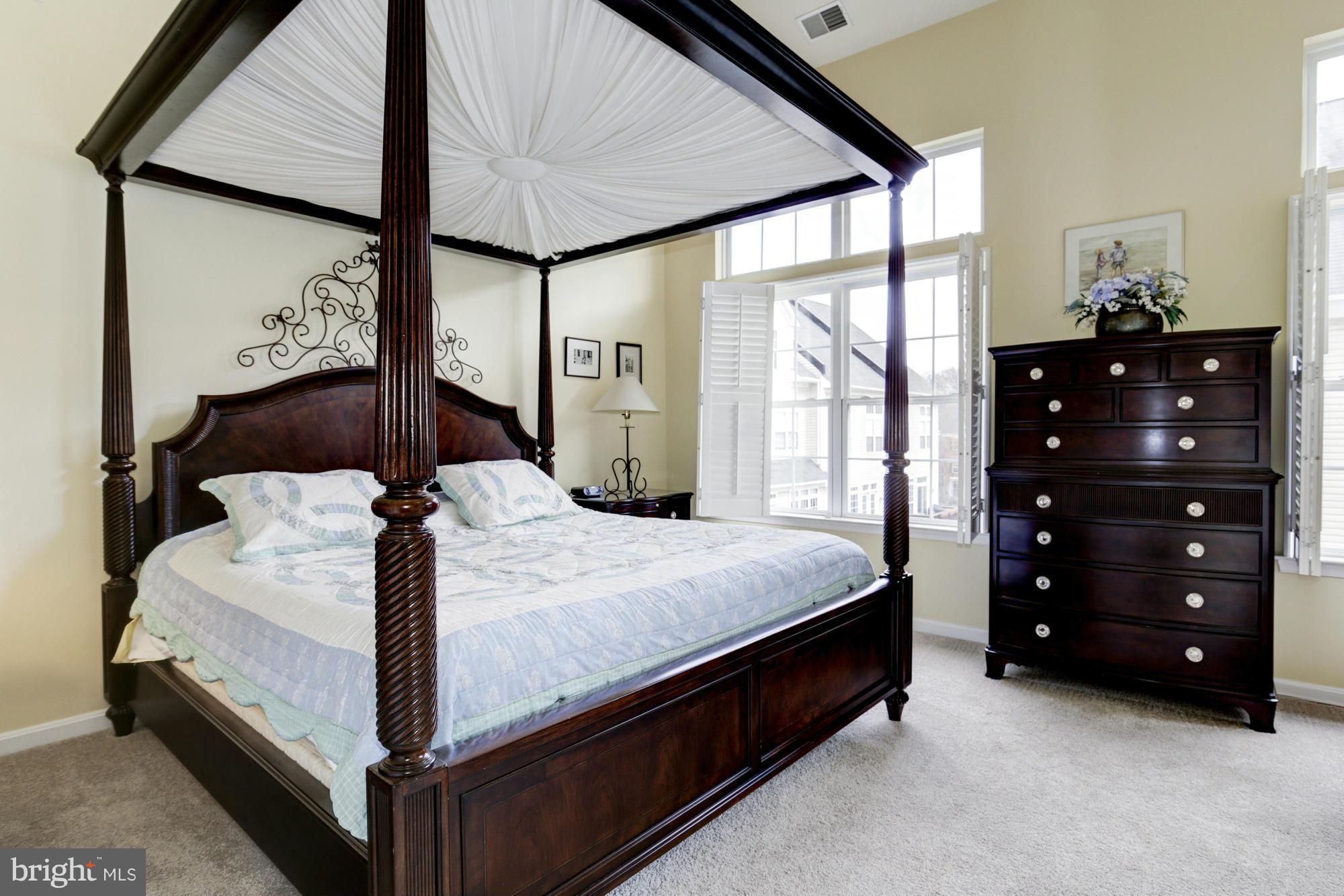 CAMERON STATION - Residential