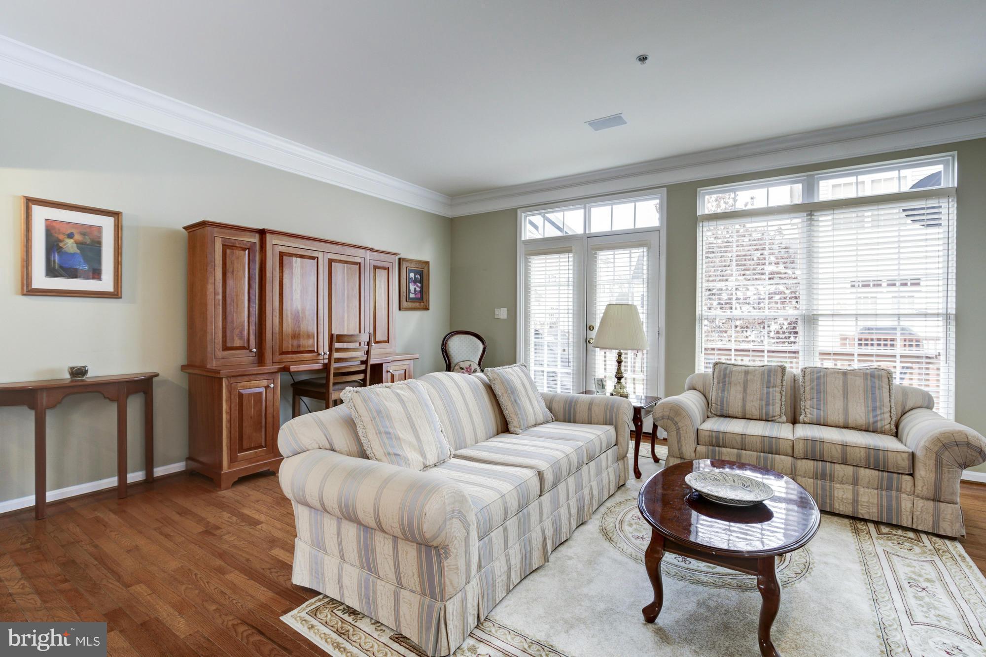 CAMERON STATION - Residential