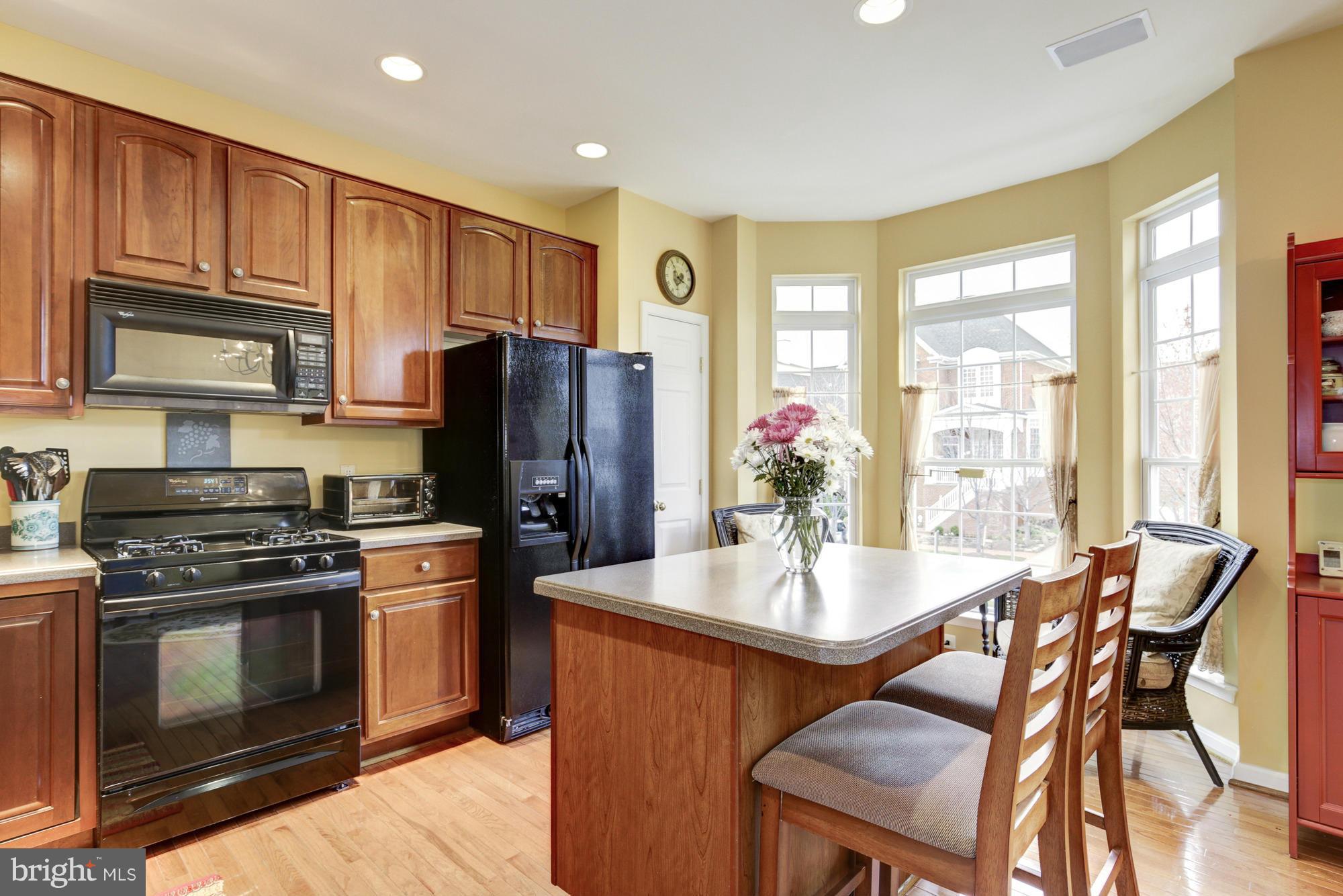 CAMERON STATION - Residential