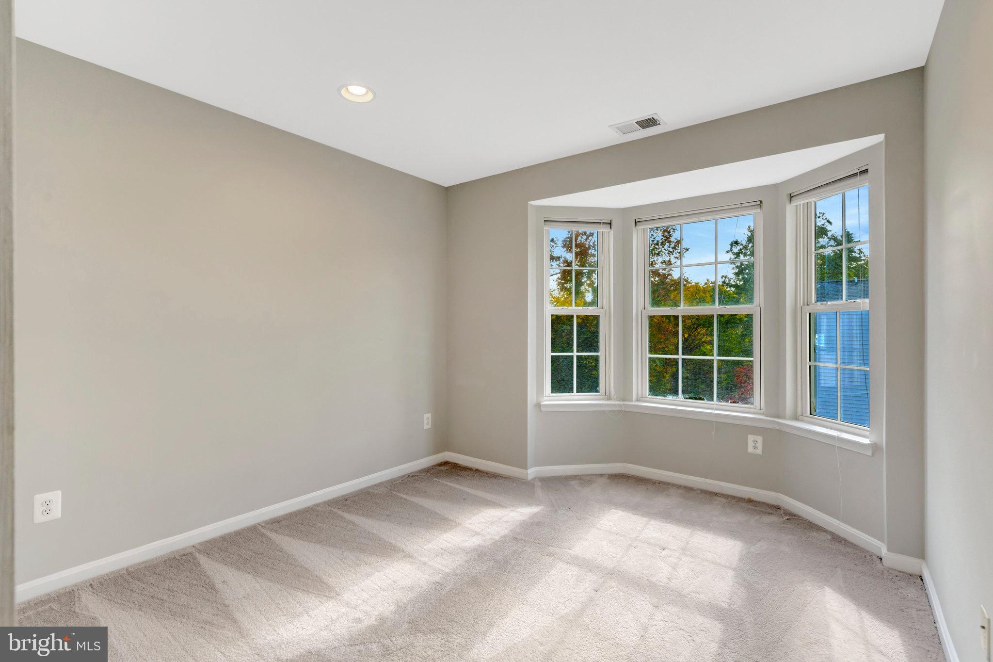 INDEPENDENCE - Residential