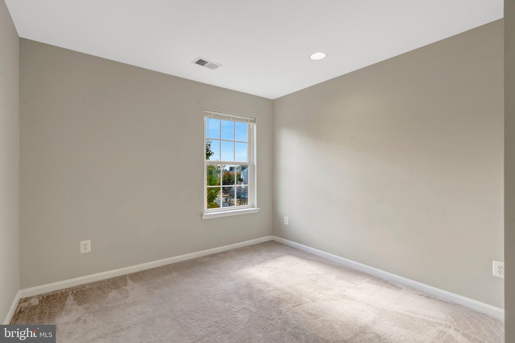 INDEPENDENCE - Residential