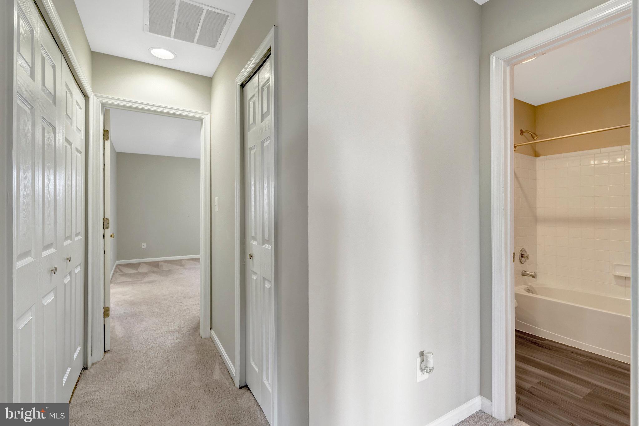 INDEPENDENCE - Residential