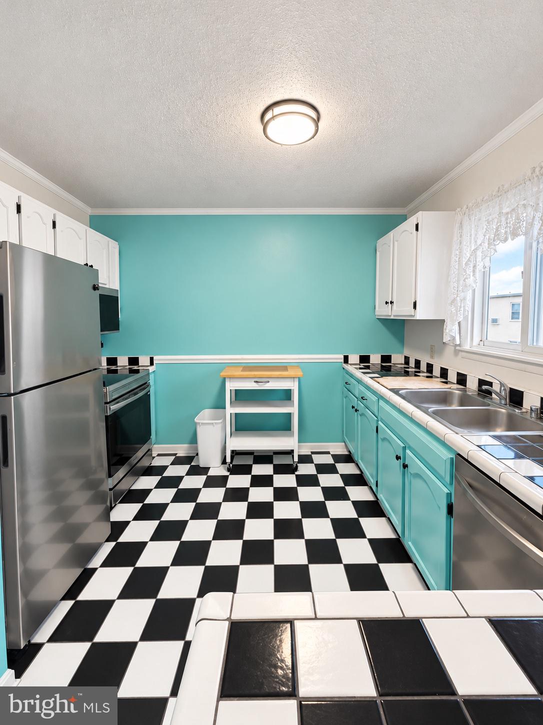 12906 COASTAL 302